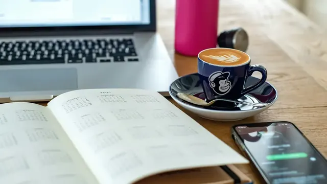 Espacio de trabajo de recursos para clientes y formularios profesionales